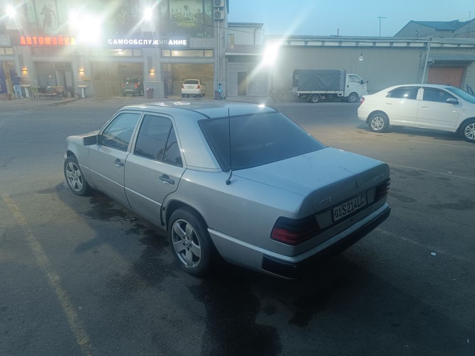 Mercedes-Benz 230 1989 — 4