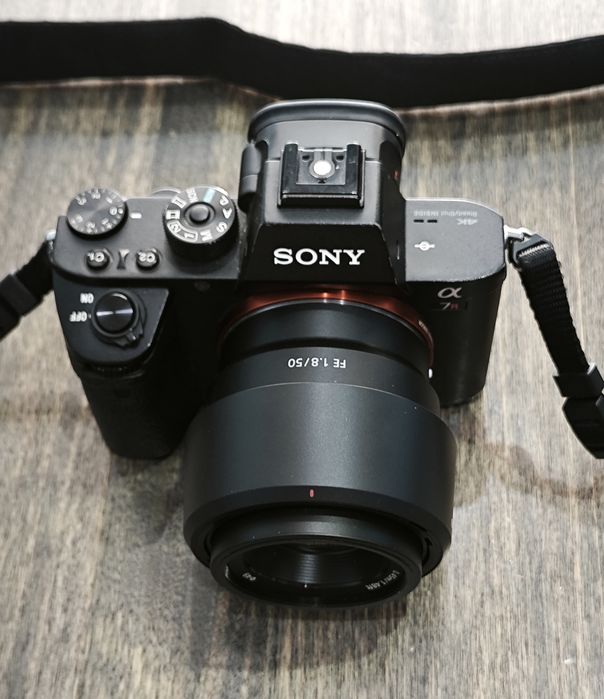 Sony A7R II + Sony 50mm f1.8