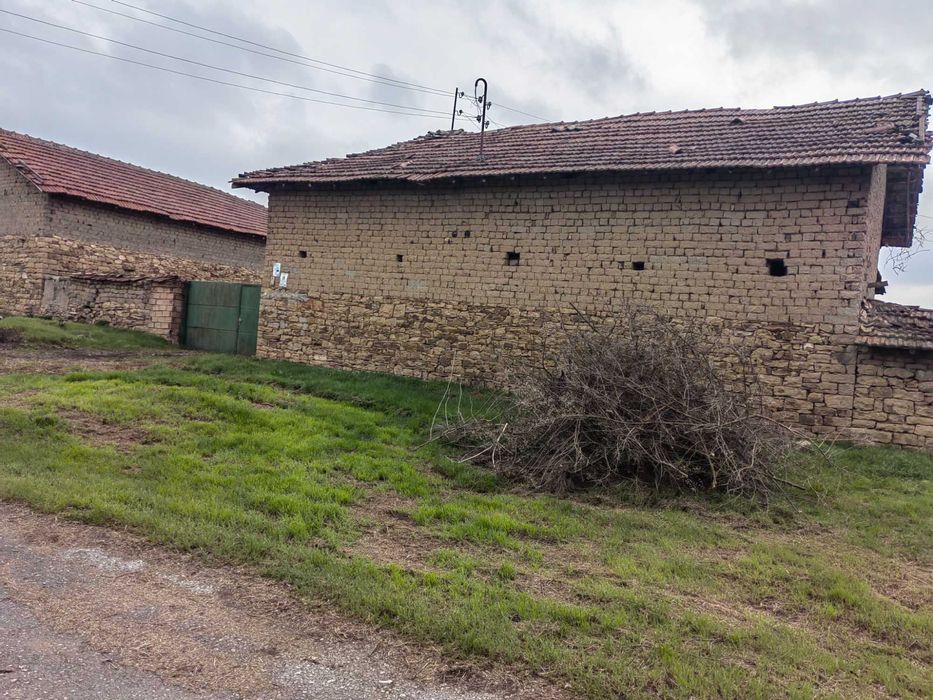 Продава се Къща в с. Иванча, Област Велико Търново - 2500 кв.м за 9 €/кв.м - Снимка #6