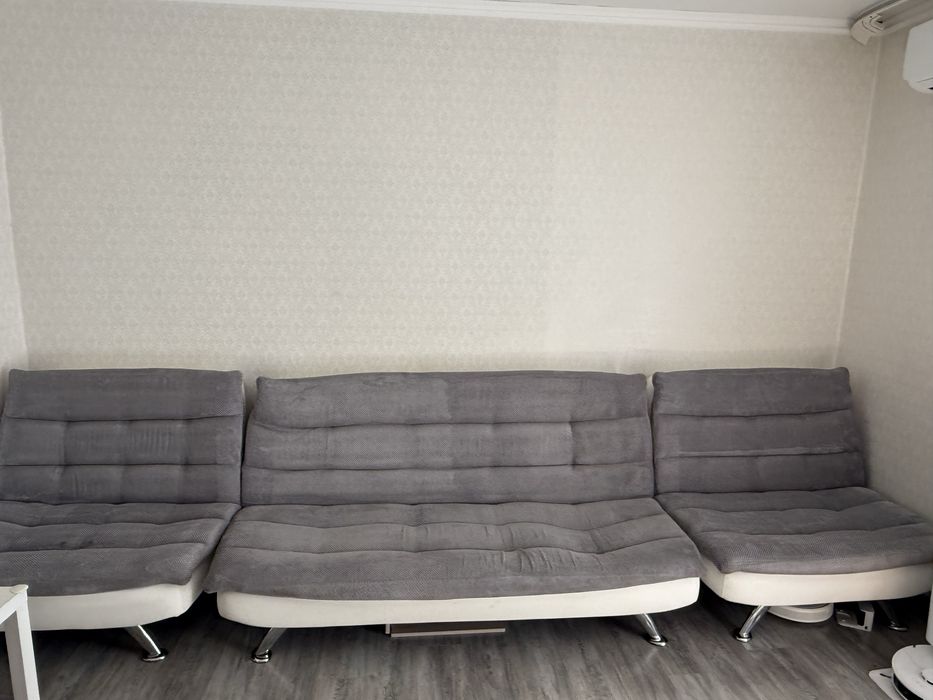 Продам диван и 2 кресла