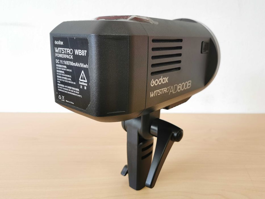 Godox AD600B TTL светкавица