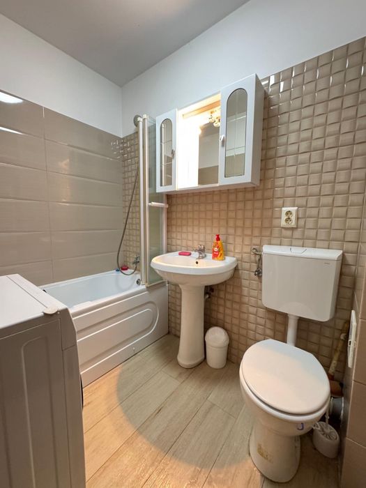 Apartament 2 camere tip studio de inchiriat