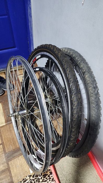 Продаются вело калёса.