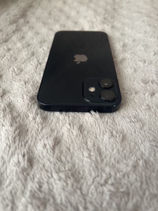 Vand iPhone 12 Mini 64Gb neverlocked IOS 26.5 baterie schimbata