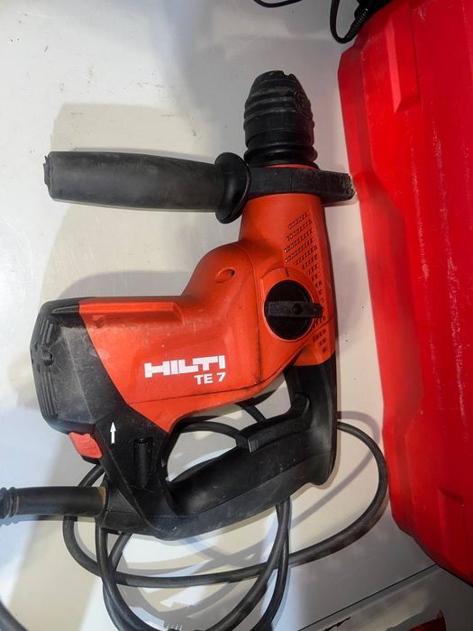 Перфоратор Hilti TE 7