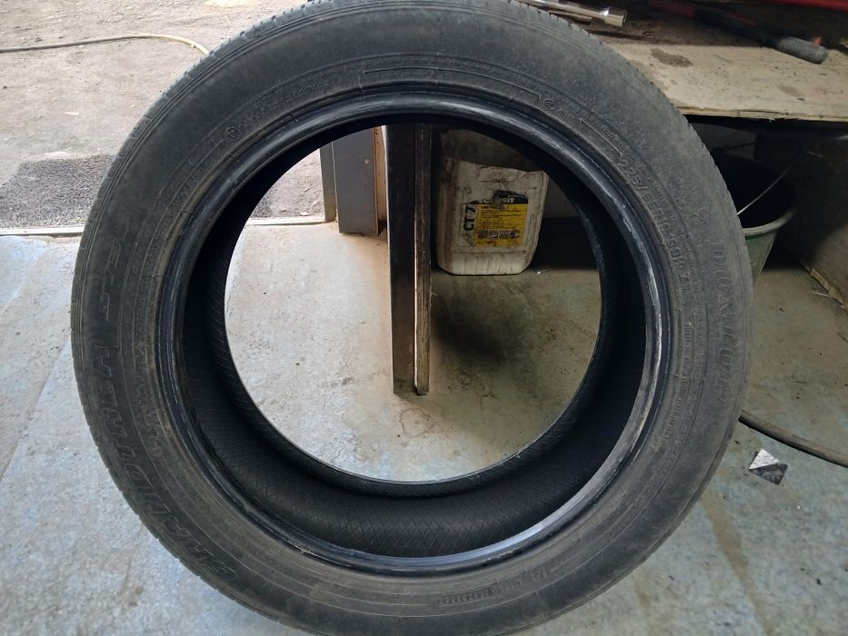 Продам шины фирмы Dunlop