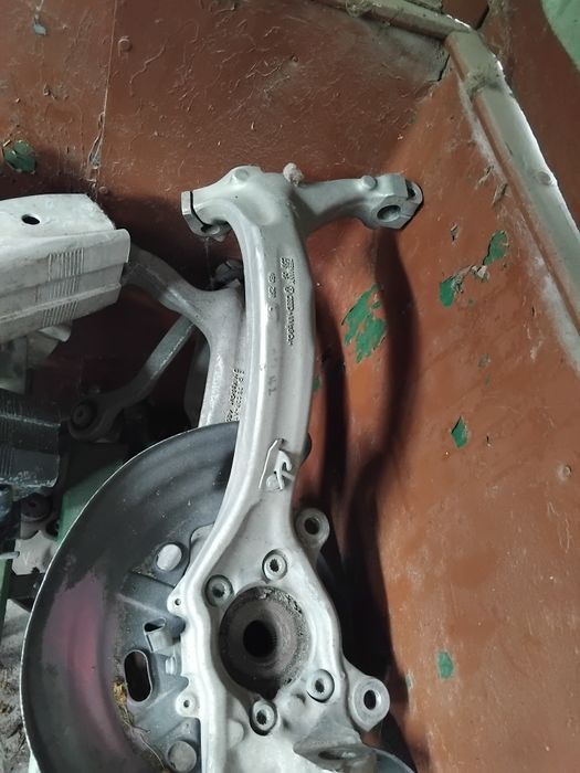 Преден Шенкел Audi A8 D3 Ауди