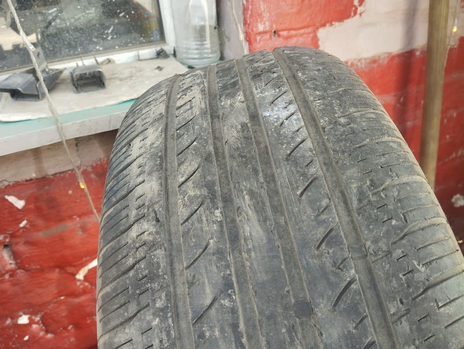 Продам хорошо шина