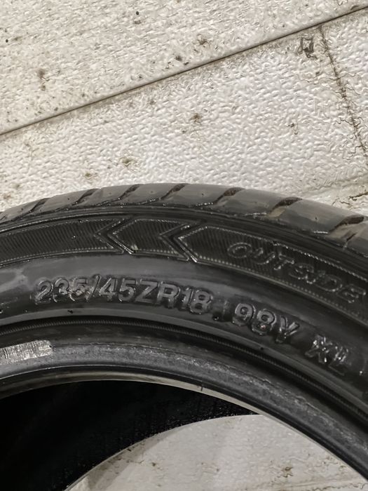 235/45/18 летние шины