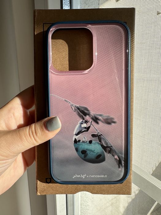 iPhone 13 Pro - два кейса