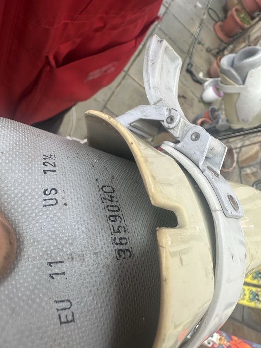 Комплект  Ски    с     обувки