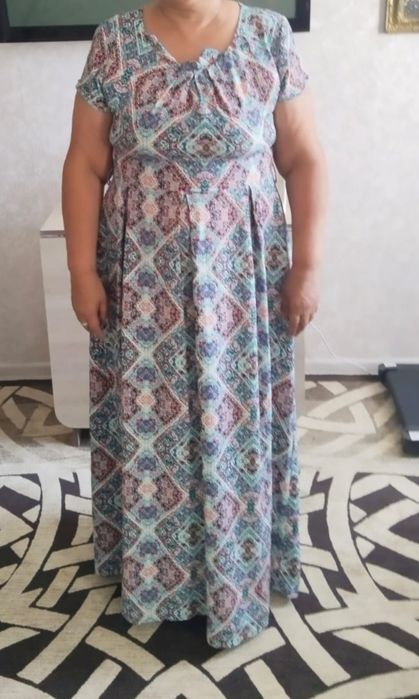 Срочно продам платья