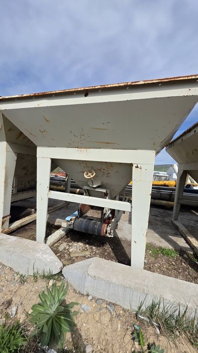 Бункер для дробилки