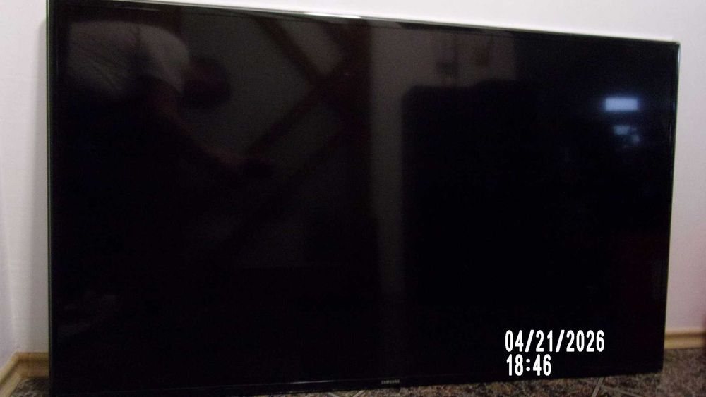 TV Samsung 60 Inch Full-HD 1920 x 1080 HDMI Audio Remote Control - Full Working