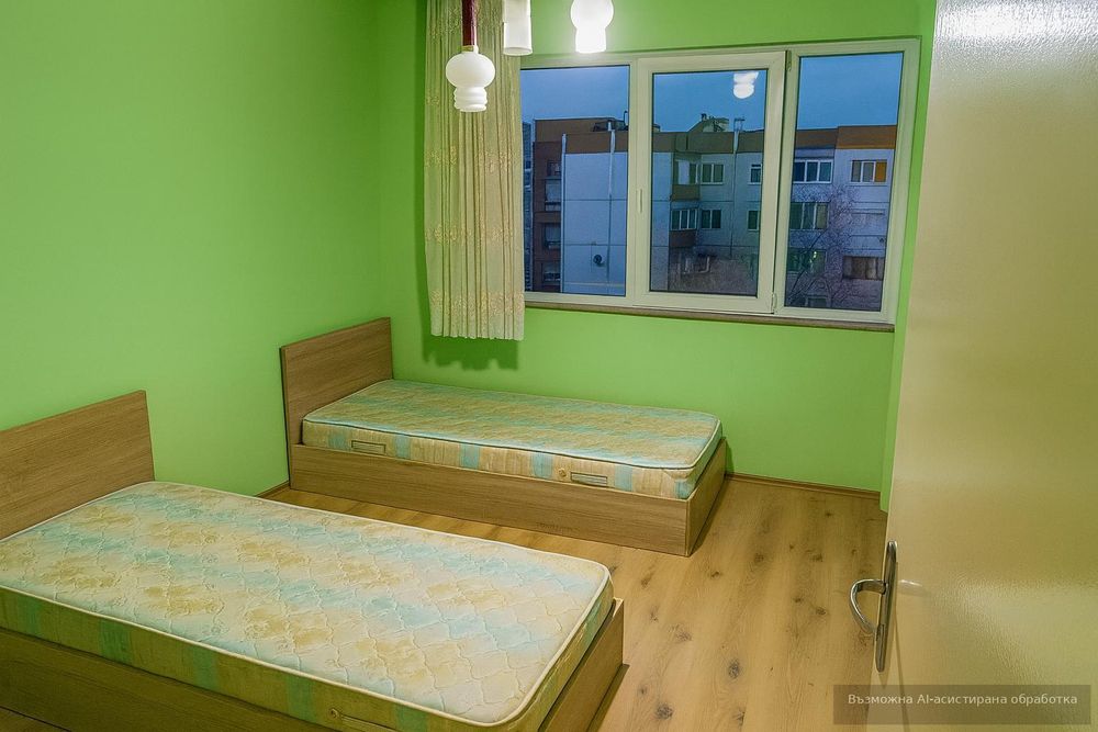 Тристаен апартамент в района на кв. Христо Смирненски