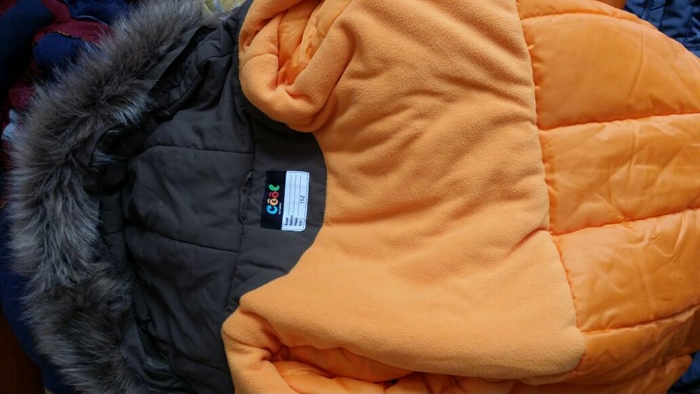 Осенне-весенняя куртка.