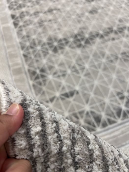 Продам ковер в отличном состоянии