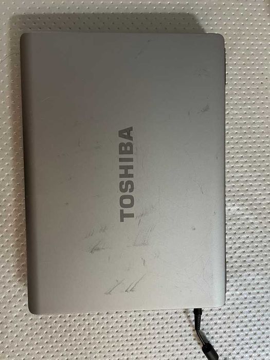 Ноутбук Toshiba PSLBBE-0100TRU