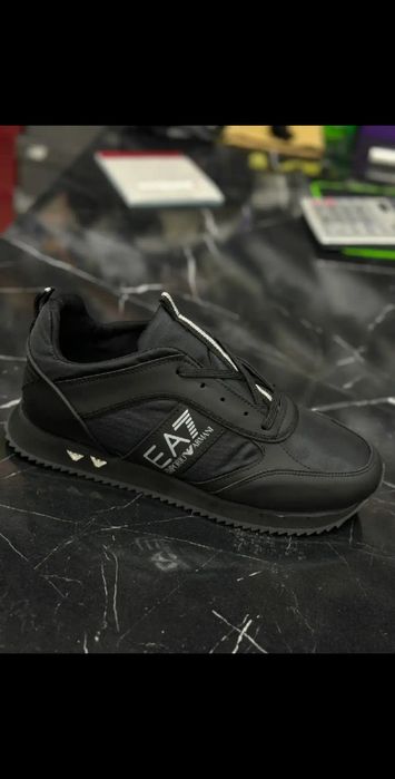 Adidași dama și bărbați