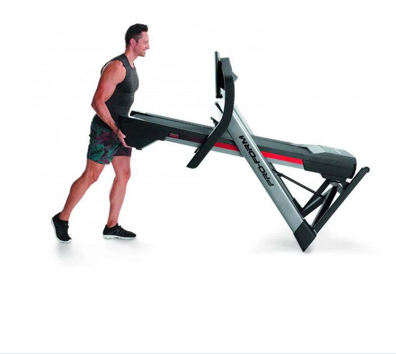 Чисто нова бягаща пътека ProForm 5000 Pro – Не е ползвана!