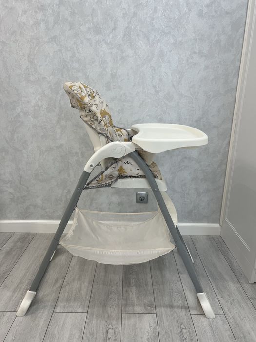 Cтульчик для кормления Joie Mimzy Snacker
