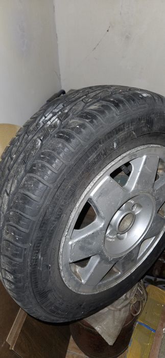 Покрышка с диском