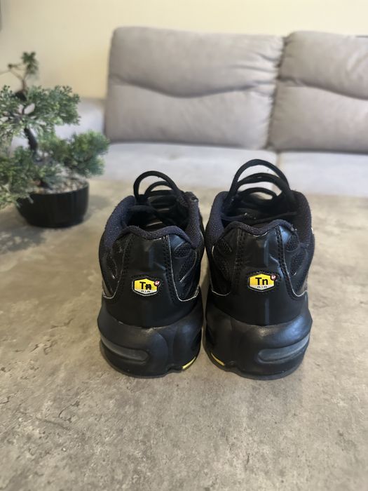 Маратонки  Nike black- оригинални !!!