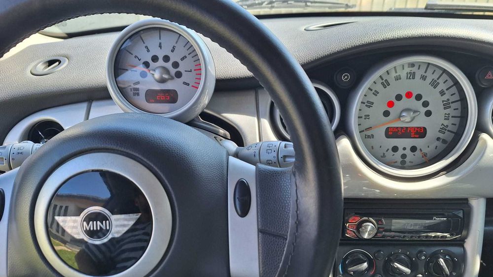 Vând Mini One - Mini cooper one 2002