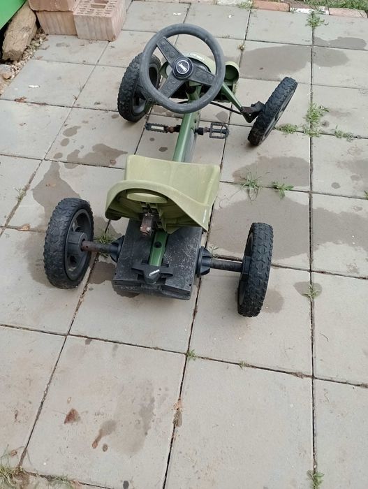 Kart BERG Jeep pentru copii intre 4-12 ani