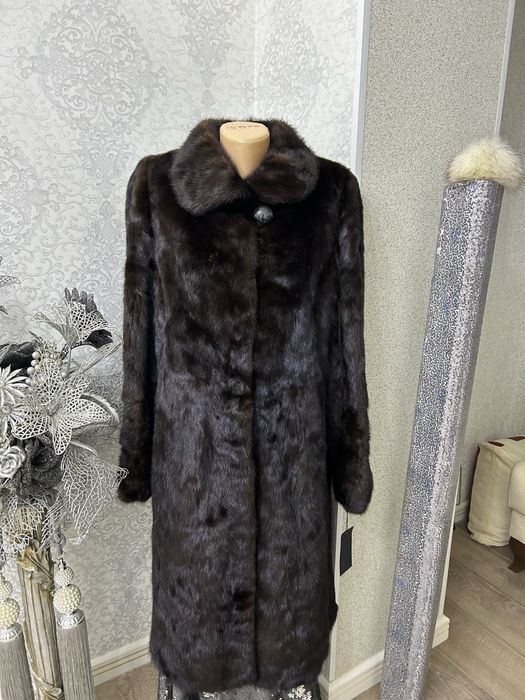 Продам новую норковую шубу!
