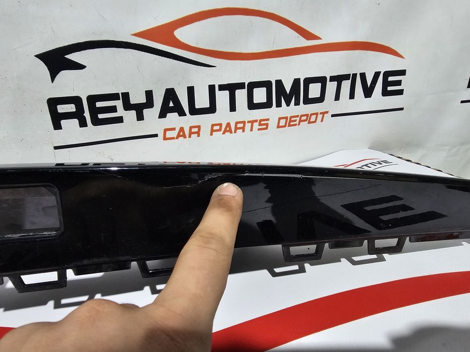 Ornament haion Audi Q8 dupa 2019 cod 4M8853236