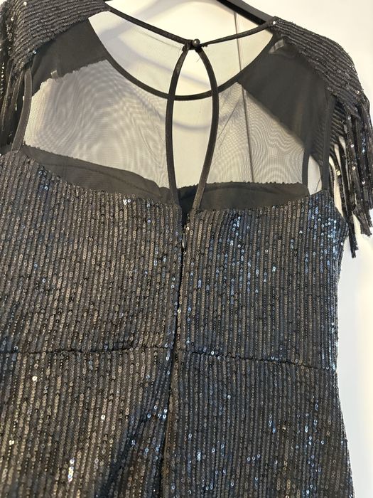 Rochie midi cu paiete negre