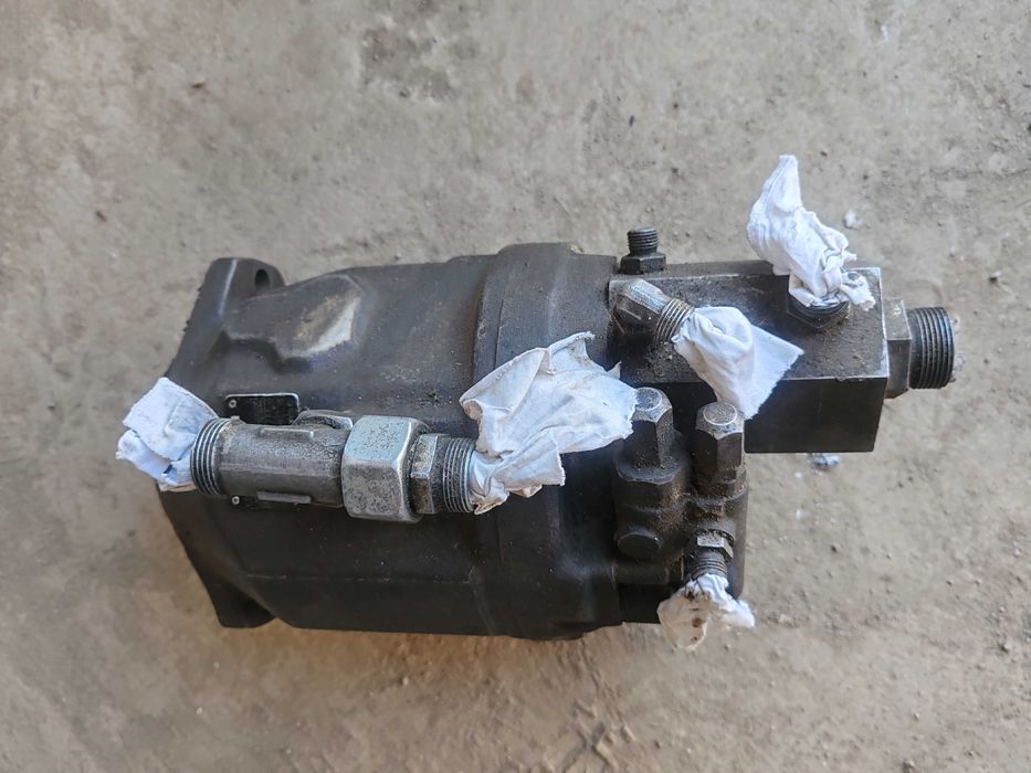 Pompa Hidraulica Incarcator Frontal O&K L45 (vola)