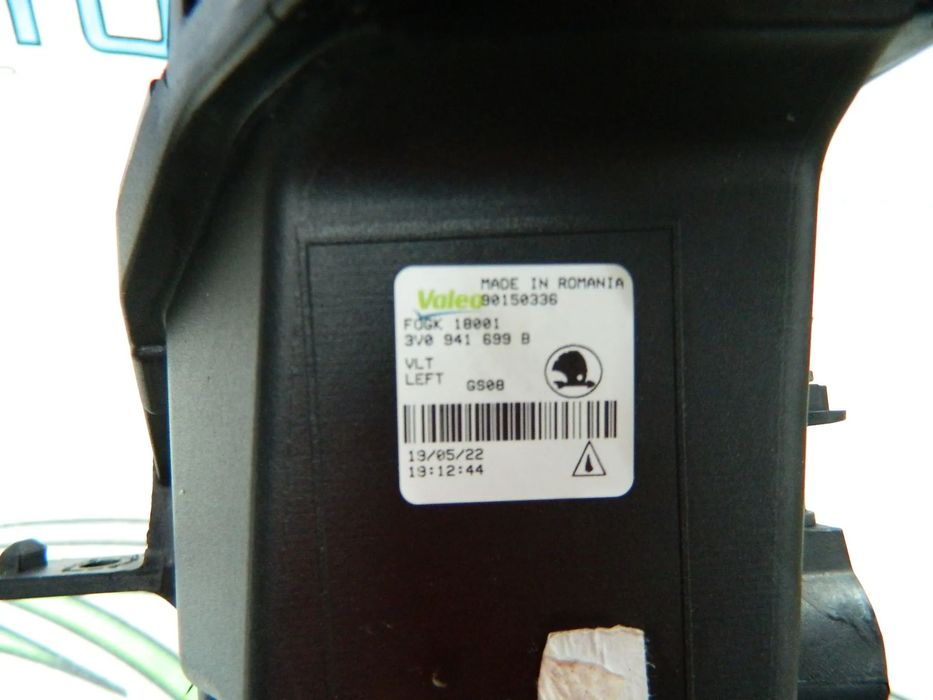 Proiector LED stanga Skoda Superb 3 Facelift 2019-2023