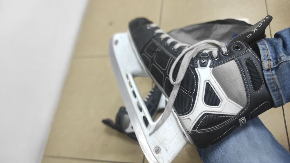CCM Super Tacks 892  (Canada)