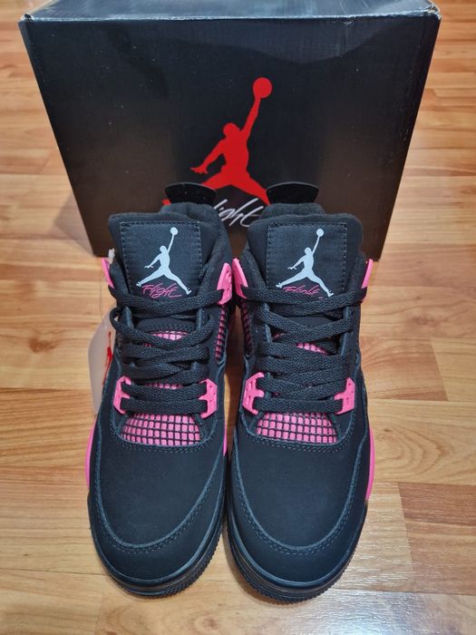 Adidasi jordan 4