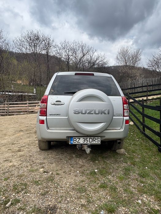 Suzuki Grand Vitara 2010 4x4-stare buna-preț mic