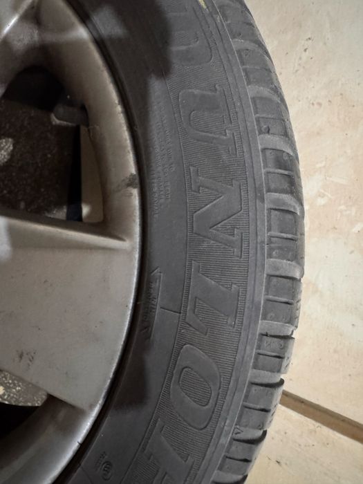 Jante skoda-audi-volkswagen-seat 16 5x112 cu anvelope de iarna