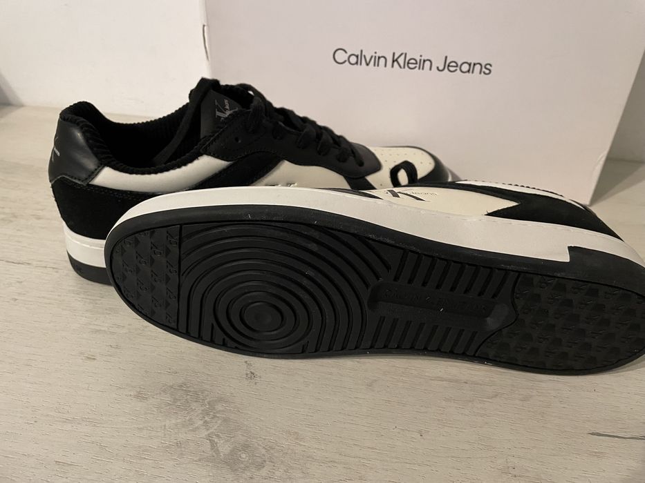Calvin Clein nr 44 basket cupsole low lace cor