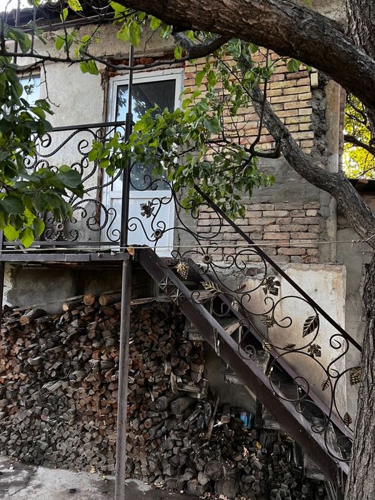 Продам ,Чубарсу..