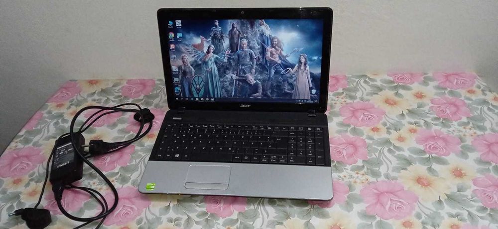 Acer i7 3540M 8Gb ddr3 2x video GT710 2gb hard 750gb low gaming laptop