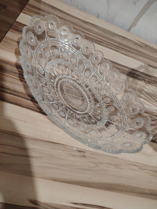 Срочно продам вазу для фруктов