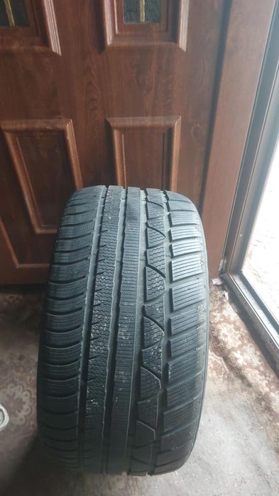 Зимни гуми перфектно състояние