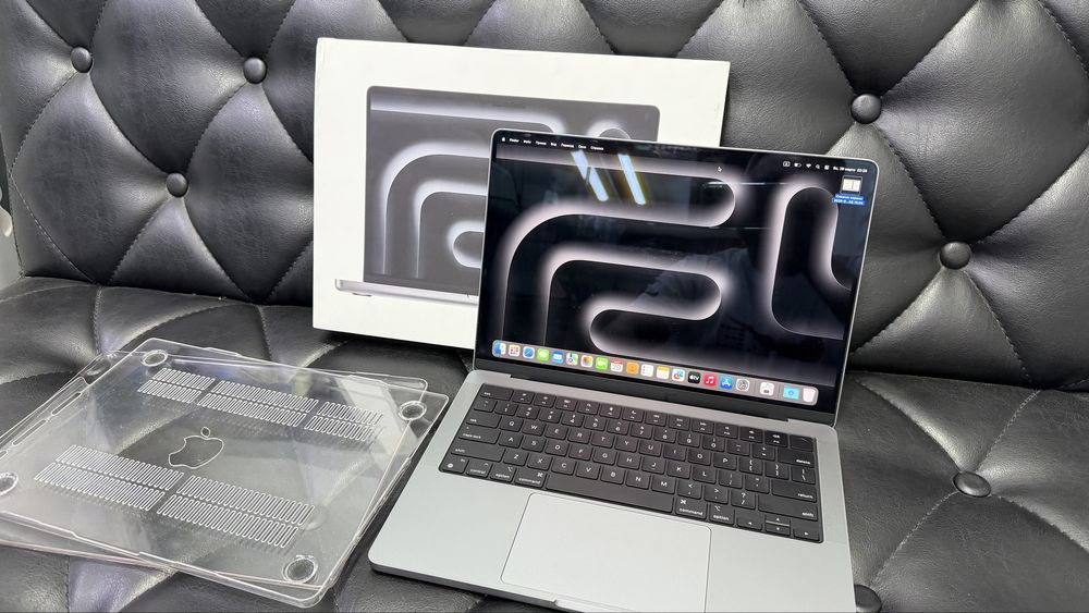 Apple MacBook Pro M3 2023года в идеальном состояние