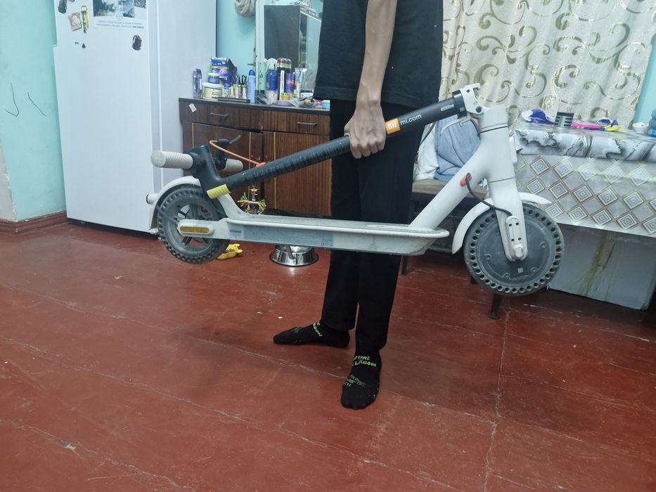 Mi Electric Scoter 3