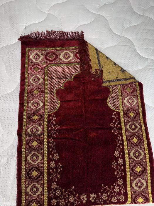 Жайнамаз тасбих продам срочно