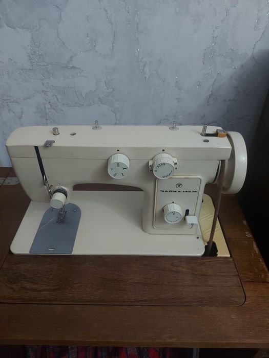 Швейная Машинка Чайка 142M