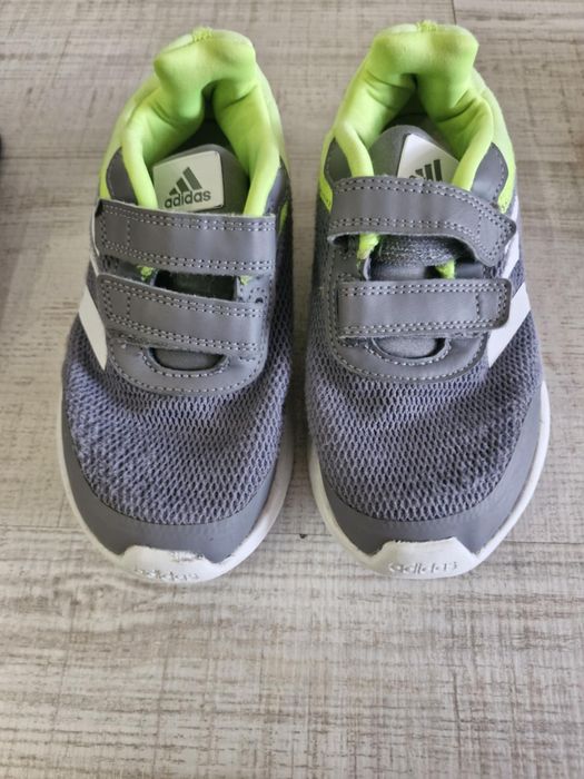 Детски обувки оригинални!!! В много добро състояние ниски цени!!