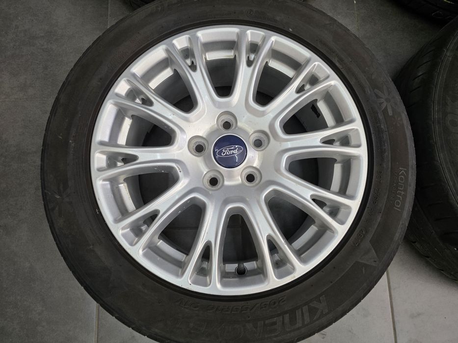 Джанти 16 - Ford