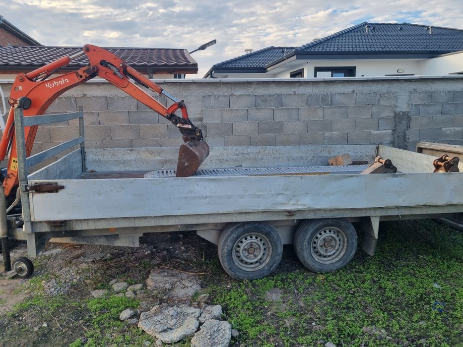 Багер Kubota KX36-3 и ремарке с пътеки